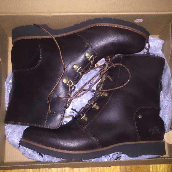 The North Face Women's Ballard II Boot - Picture 2 of 4